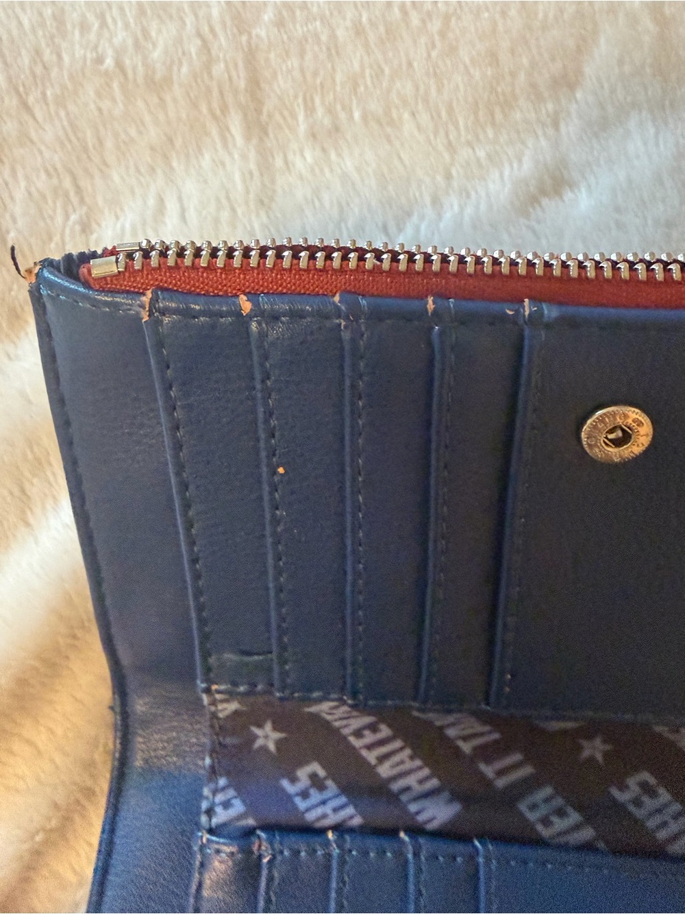 Captain America Themed Blue Backpack with Matching Wallet - Picture 4 of 8